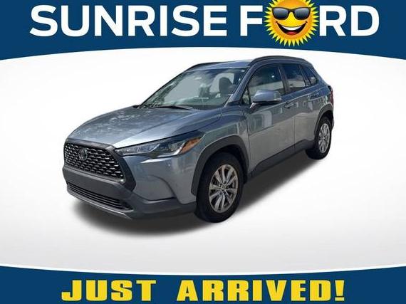 TOYOTA COROLLA CROSS 2023 7MUCAAAG7PV045333 image